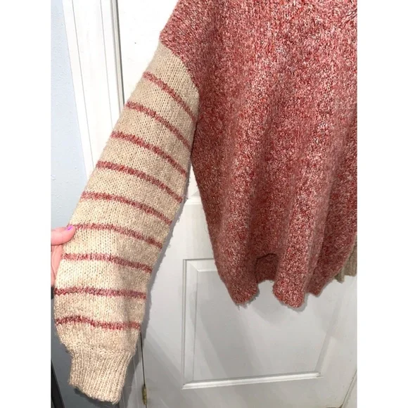 POL Color Block Sweater feat. a red speckled knit bodice, striped long sleeves - Picture 5 of 7